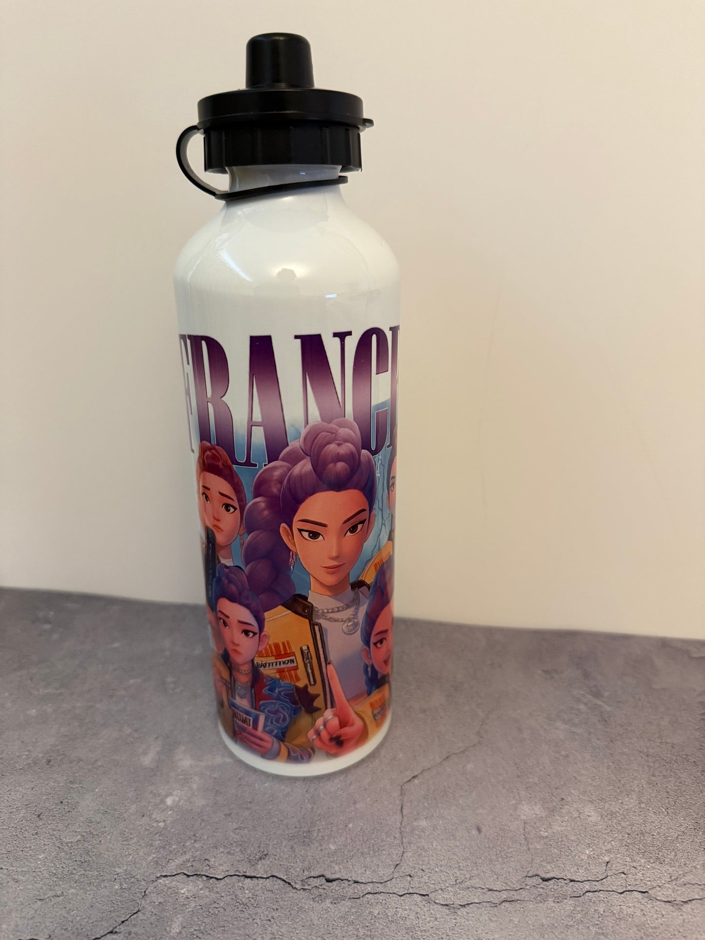 Personalised k pop Demon hunters water bottle - Huntrix Drinks bottle with personalised name - Zoey / Rumi / Mira